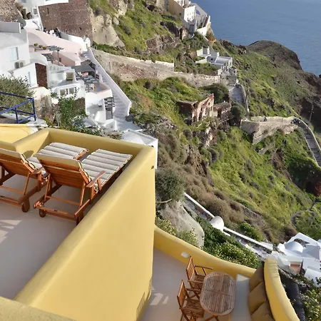 Just Blue * Oia (Santorini)