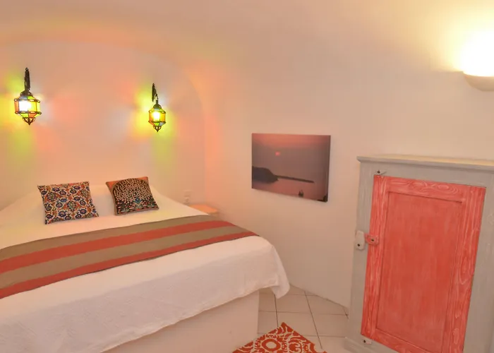 Just Blue * Oia (Santorini)